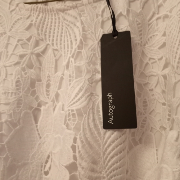 LACE BLOUSE - Picture 2 of 3